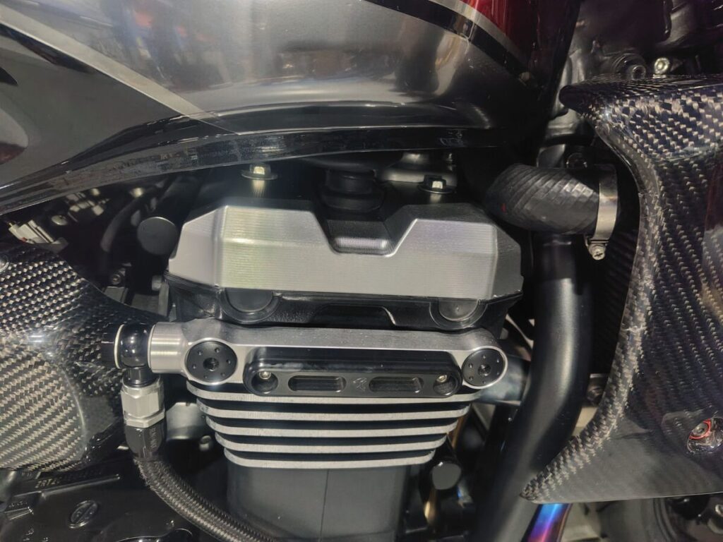 ZRX1200 DAEGビレットヘッドカバー | TWJ (TenWinJapan)