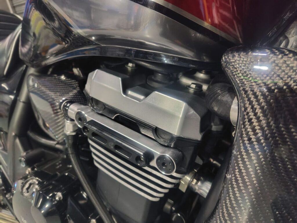 ZRX1200 DAEGビレットヘッドカバー | TWJ (TenWinJapan)